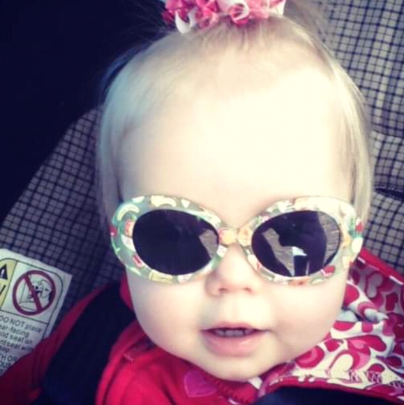 Meet Your Posher, Connie 🌻 - Picture 8 of 11